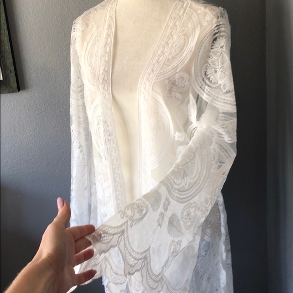 5 🌟Fave! Scalloped Lace Swim Kaftan / Kimono - Picture 5 of 9